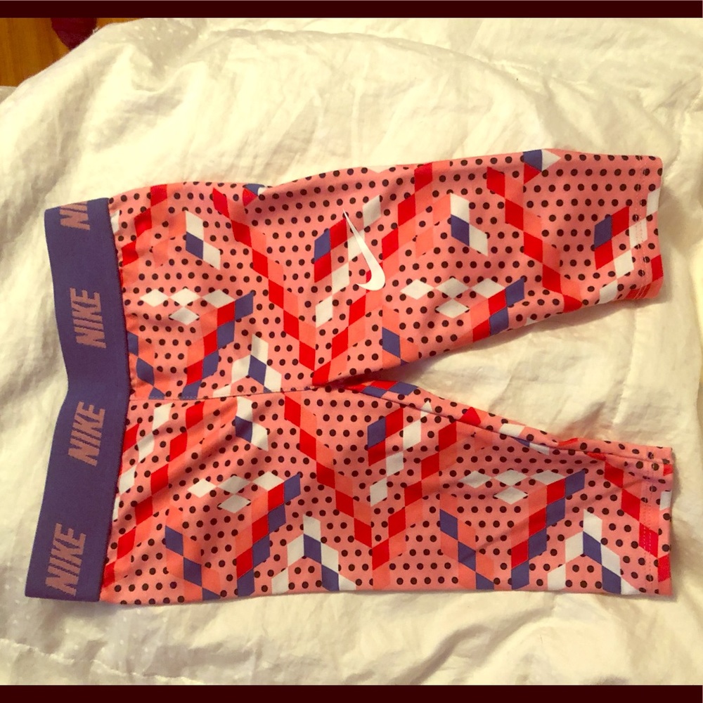Nike Dri-fit Capri leggings